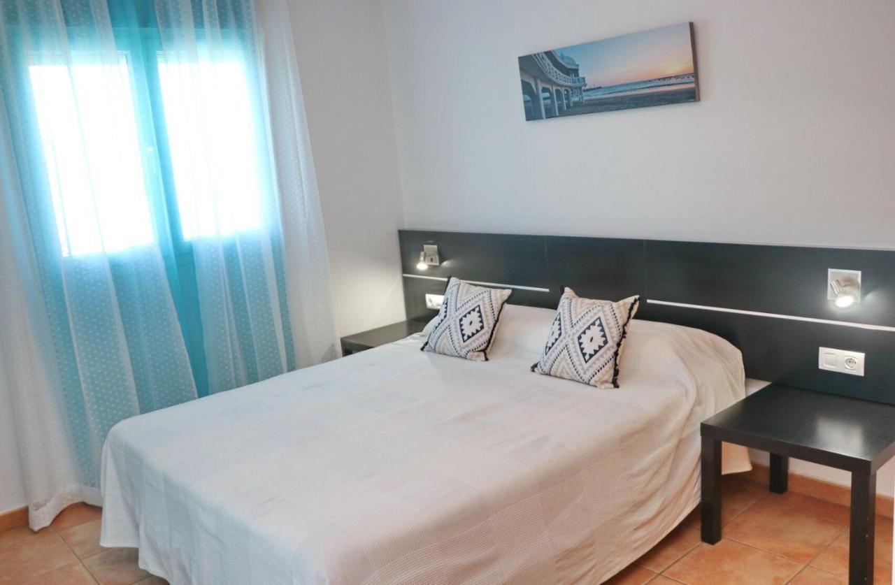 קוניל דה לה פרונטרה Apartamento Bateles מראה חיצוני תמונה